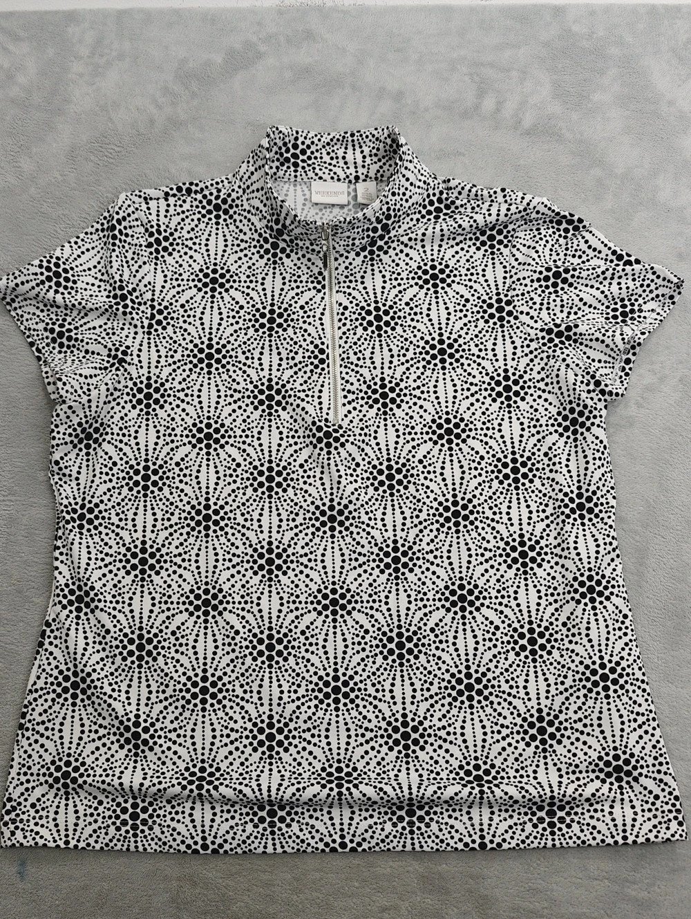 Chico's Geometric Zip Front Blouse in White & Black Size 2